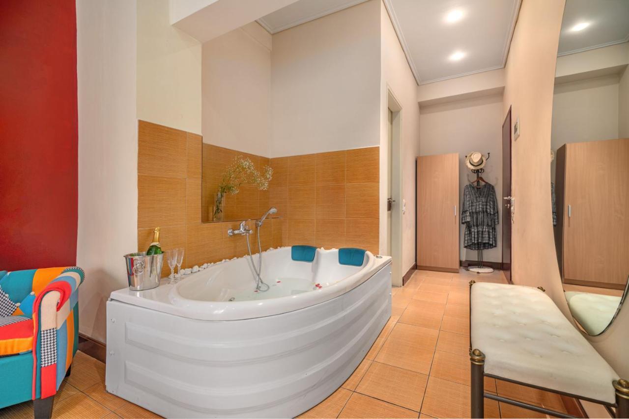 Suite Hot Tub Balcony